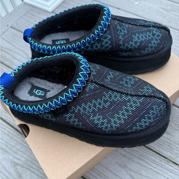 UGG - Womens Tazz Maxi Tasman - Size 8 - Picture 2 of 3